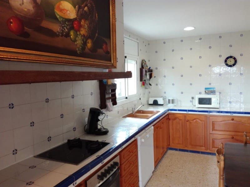 6 soveværelse Villa til salg i Macanet de la Selva med garage - € 445.000 (Ref: 5236559)