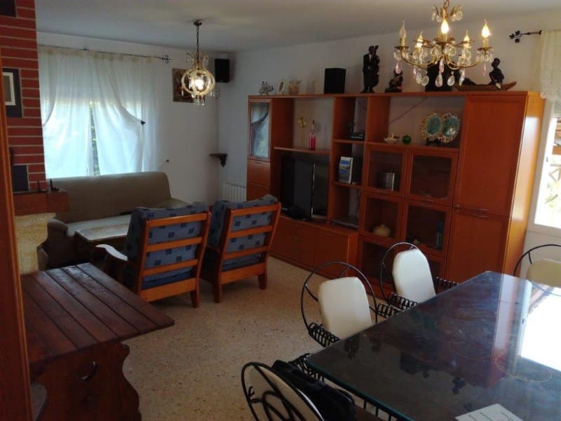 6 soveværelse Villa til salg i Macanet de la Selva med garage - € 445.000 (Ref: 5236559)