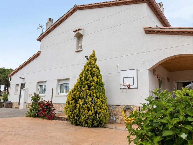 6 soveværelse Villa til salg i Macanet de la Selva med swimmingpool garage - € 445.000 (Ref: 5236559)