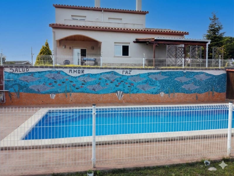 6 soveværelse Villa til salg i Macanet de la Selva med swimmingpool garage - € 445.000 (Ref: 5236559)