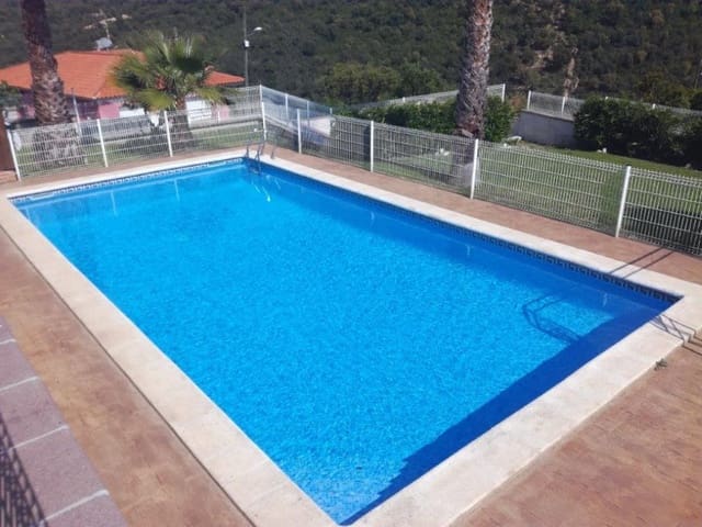 Chalet de 6 habitaciones en Maçanet de la Selva en venta con piscina garaje - 445.000 € (Ref: 5236559)