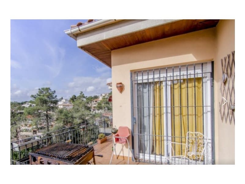 7 soverom Villa til salgs i Lloret de Mar med garasje - € 595 000 (Ref: 5236631)