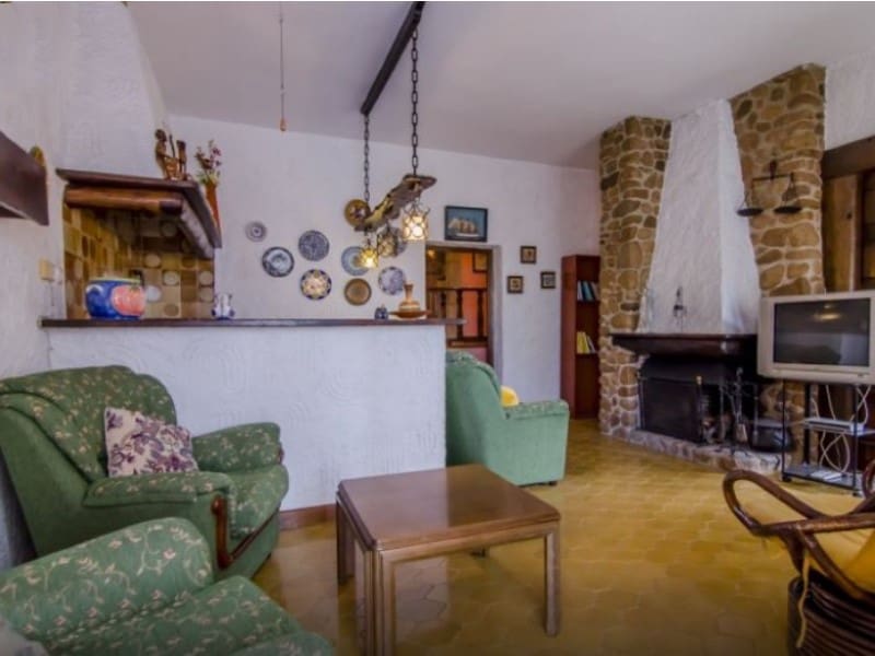 7 soverom Villa til salgs i Lloret de Mar med garasje - € 595 000 (Ref: 5236631)