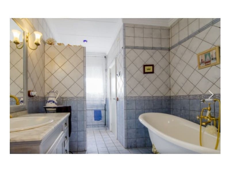 7 soverom Villa til salgs i Lloret de Mar med garasje - € 595 000 (Ref: 5236631)