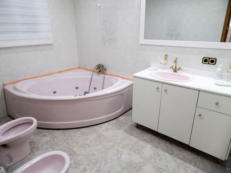 3 chambre Villa/Maison à vendre à Lloret de Mar avec garage - 611 500 € (Ref: 5236682)