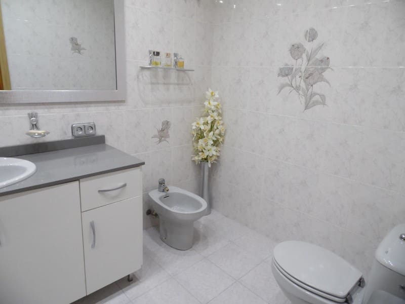 3 chambre Villa/Maison à vendre à Lloret de Mar avec garage - 611 500 € (Ref: 5236682)