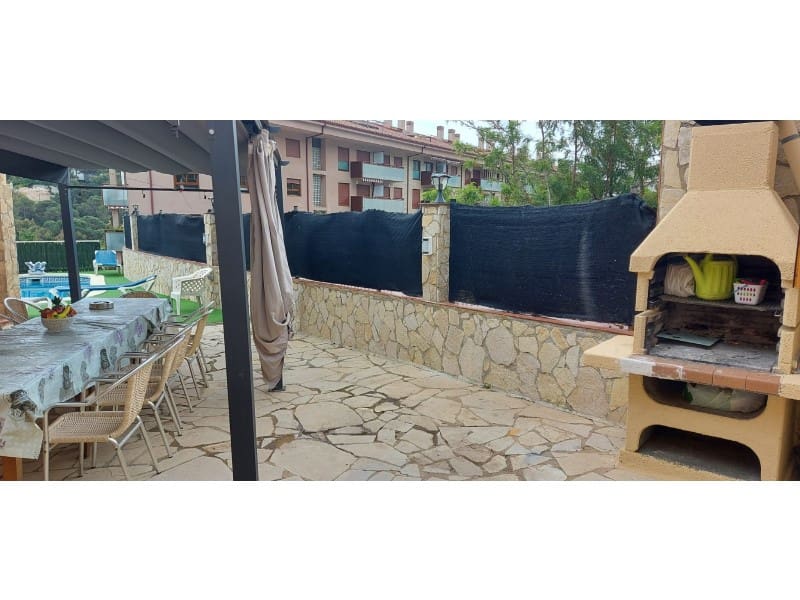 3 chambre Villa/Maison à vendre à Lloret de Mar avec garage - 611 500 € (Ref: 5236682)