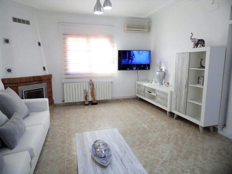 Chalet de 3 habitaciones en Lloret de Mar en venta con piscina garaje - 611.500 € (Ref: 5236682)