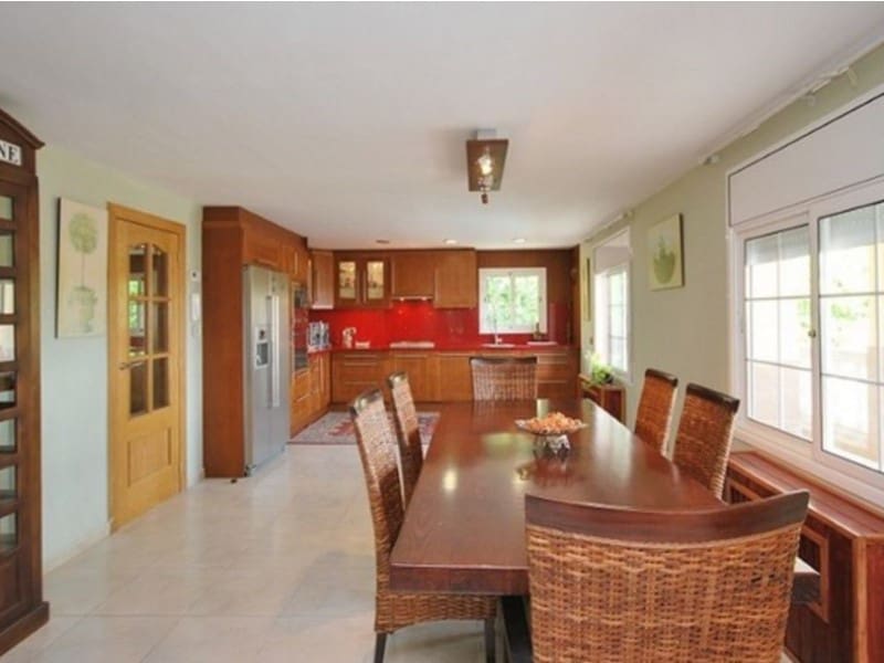 6 soveværelse Villa til salg i Lloret de Mar med swimmingpool garage - € 749.000 (Ref: 5236686)