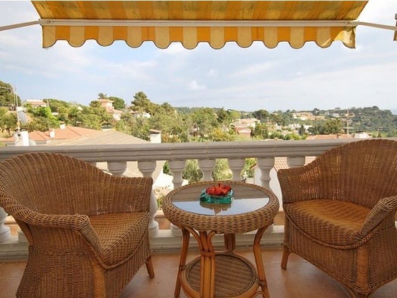 6 soveværelse Villa til salg i Lloret de Mar med swimmingpool garage - € 749.000 (Ref: 5236686)