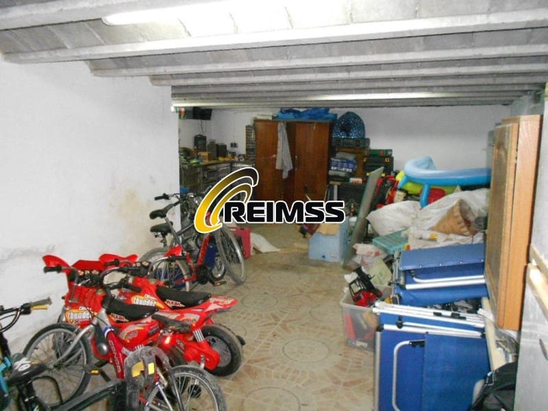 4 chambre Villa/Maison à vendre à Lloret de Mar avec garage - 367 000 € (Ref: 5338210)