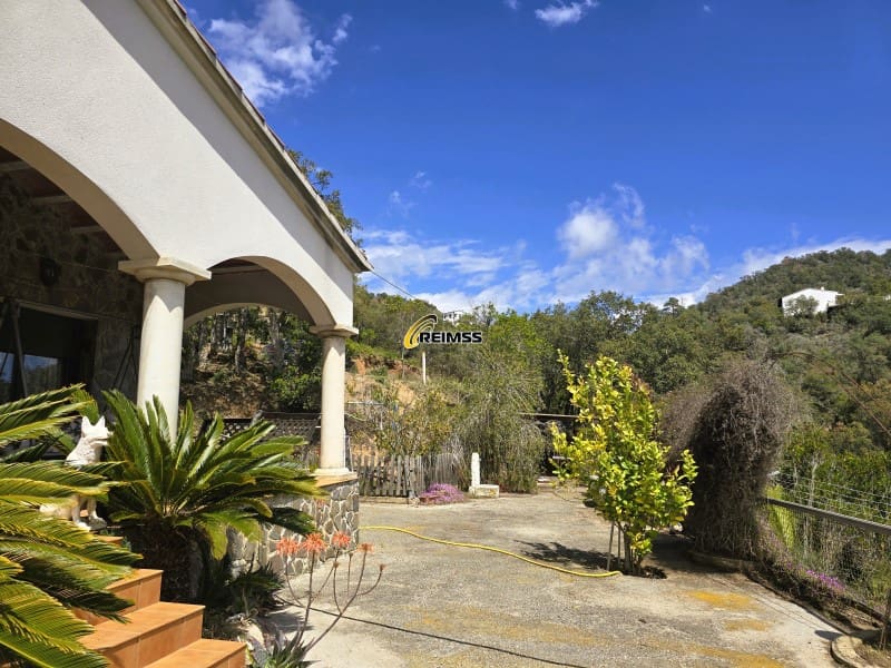 4 chambre Villa/Maison à vendre à Lloret de Mar avec garage - 367 000 € (Ref: 5338210)