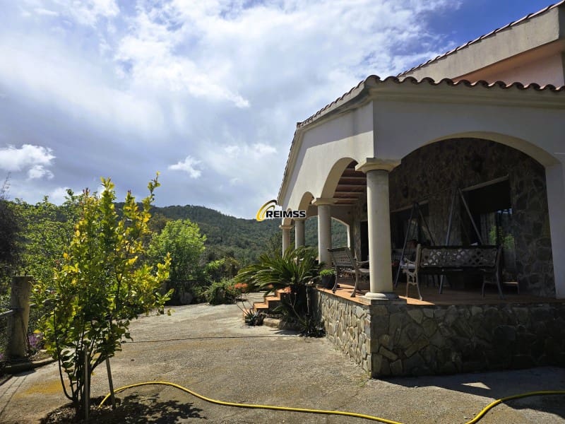 4 chambre Villa/Maison à vendre à Lloret de Mar avec garage - 367 000 € (Ref: 5338210)