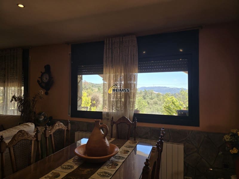 4 chambre Villa/Maison à vendre à Lloret de Mar avec garage - 367 000 € (Ref: 5338210)