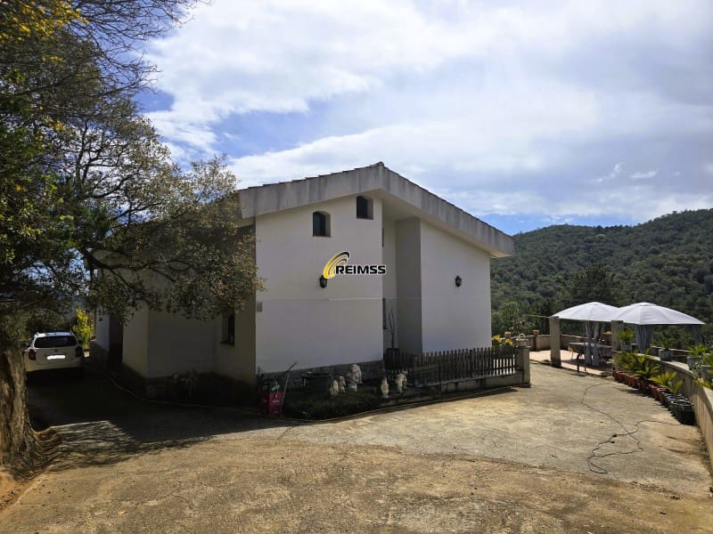 4 chambre Villa/Maison à vendre à Lloret de Mar avec garage - 367 000 € (Ref: 5338210)