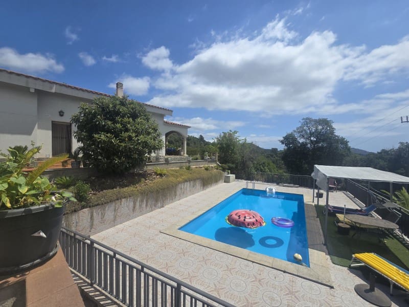 4 chambre Villa/Maison à vendre à Lloret de Mar avec garage - 367 000 € (Ref: 5338210)
