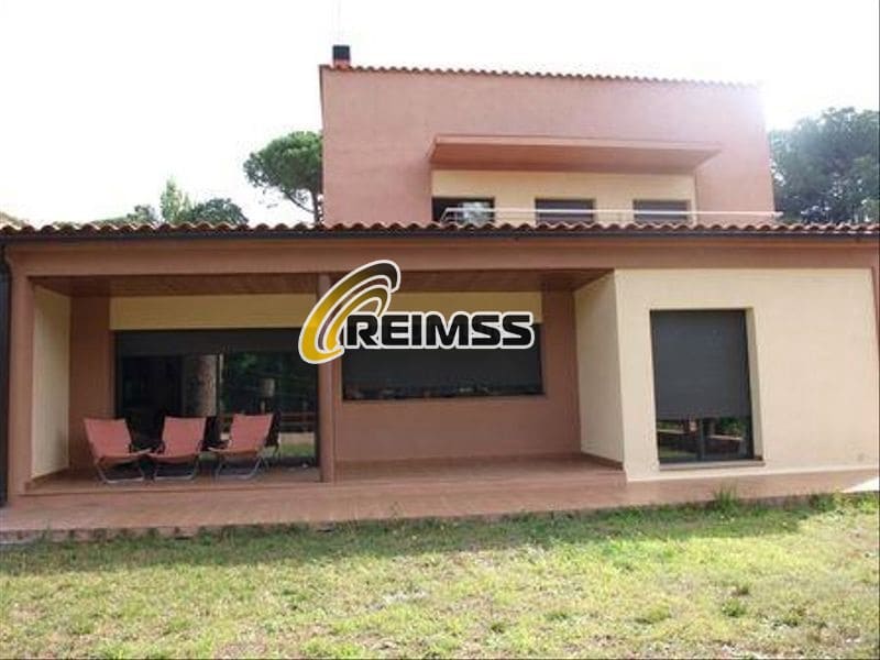 4 slaapkamer Villa te koop in Macanet de la Selva met zwembad garage - € 473.000 (Ref: 5667547)