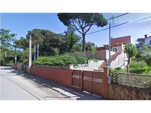4 soveværelse Villa til salg i Maçanet de la Selva med swimmingpool garage - € 473.000 (Ref: 5667547)