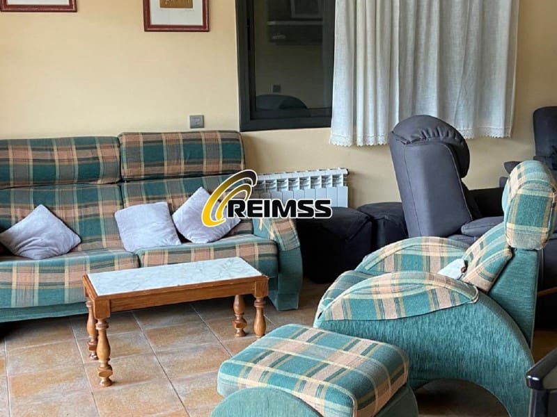4 slaapkamer Villa te koop in Macanet de la Selva met zwembad garage - € 473.000 (Ref: 5667547)