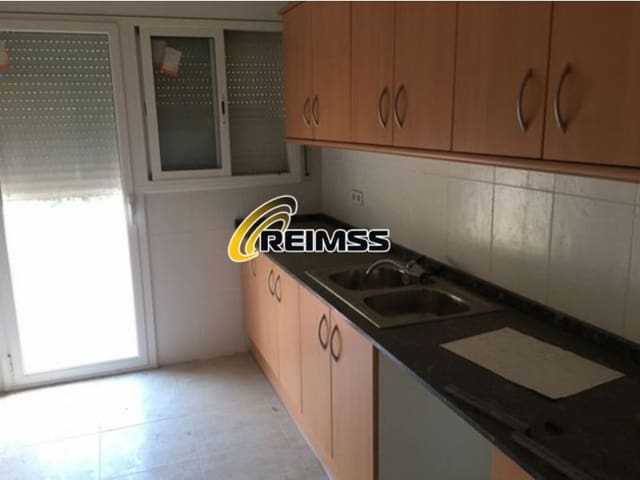 3 soveværelse Villa til salg i Maçanet de la Selva - € 189.000 (Ref: 5806792)