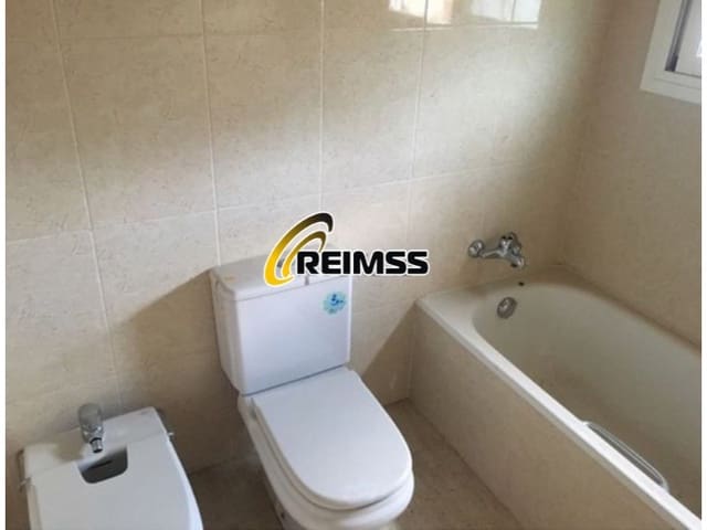 3 soveværelse Villa til salg i Maçanet de la Selva - € 189.000 (Ref: 5806792)