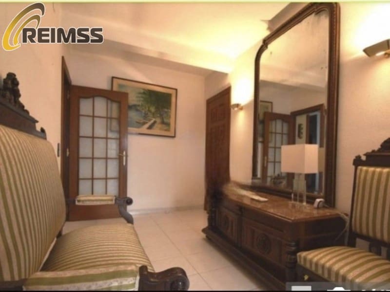 6 soverom Villa til salgs i Pineda de Mar med garasje - € 668 000 (Ref: 6382320)