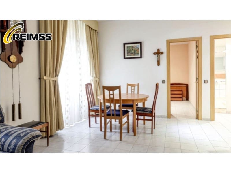 6 soverom Villa til salgs i Pineda de Mar med garasje - € 668 000 (Ref: 6382320)