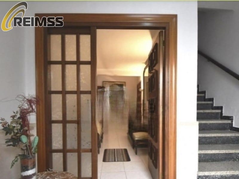 6 soveværelse Villa til salg i Pineda de Mar med swimmingpool garage - € 628.000 (Ref: 6382320)