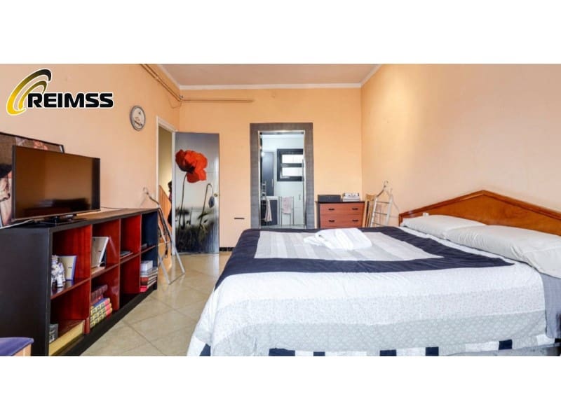 6 soveværelse Villa til salg i Pineda de Mar med swimmingpool garage - € 628.000 (Ref: 6382320)