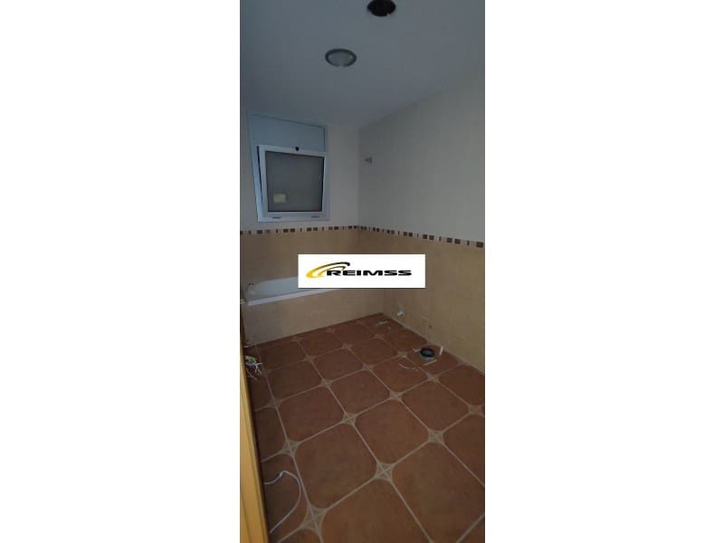 5 soveværelse Villa til salg i Macanet de la Selva med garage - € 199.500 (Ref: 6495306)