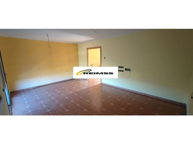 5 soveværelse Villa til salg i Macanet de la Selva med garage - € 199.500 (Ref: 6495306)