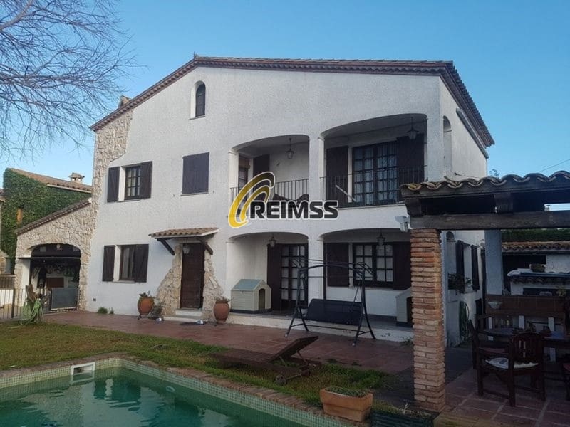 6 bedroom Villa for sale in Platja d'Aro with pool garage - € 875,000 (Ref: 6595883)