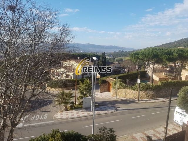 6 bedroom Villa for sale in Platja d'Aro, Castell-Platja d'Aro with pool garage - € 875,000 (Ref: 6595883)