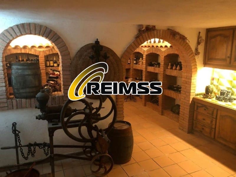 5 soveværelse Villa til salg i Caldes de Malavella med swimmingpool garage - € 629.000 (Ref: 6595889)