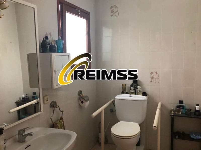 5 soveværelse Villa til salg i Caldes de Malavella med swimmingpool garage - € 629.000 (Ref: 6595889)