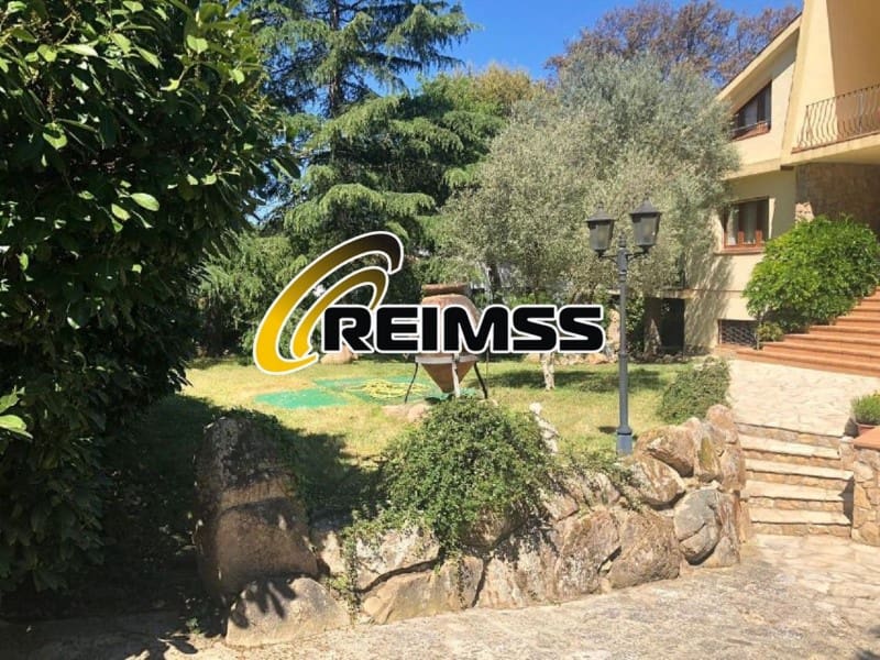 5 soveværelse Villa til salg i Caldes de Malavella med swimmingpool garage - € 629.000 (Ref: 6595889)