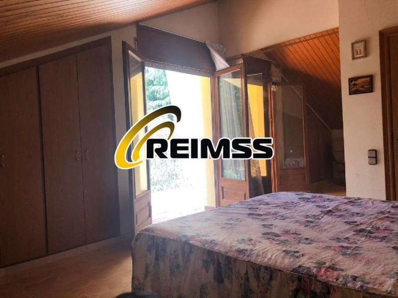 5 soveværelse Villa til salg i Caldes de Malavella med swimmingpool garage - € 629.000 (Ref: 6595889)