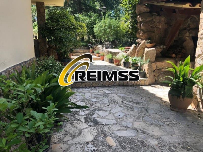 5 soveværelse Villa til salg i Caldes de Malavella med swimmingpool garage - € 629.000 (Ref: 6595889)