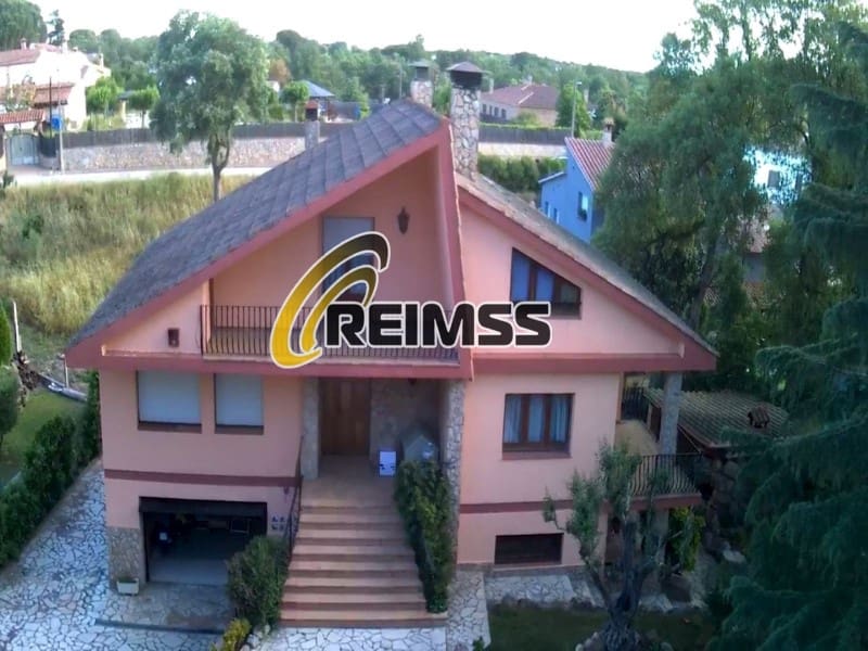 5 soveværelse Villa til salg i Caldes de Malavella med swimmingpool garage - € 629.000 (Ref: 6595889)