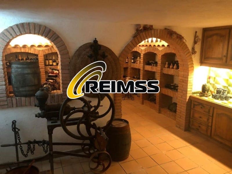 5 sovrum Villa till salu i Caldes de Malavella med pool garage - 629 000 € (Ref: 6595889)