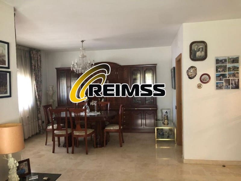 5 sovrum Villa till salu i Caldes de Malavella med pool garage - 629 000 € (Ref: 6595889)