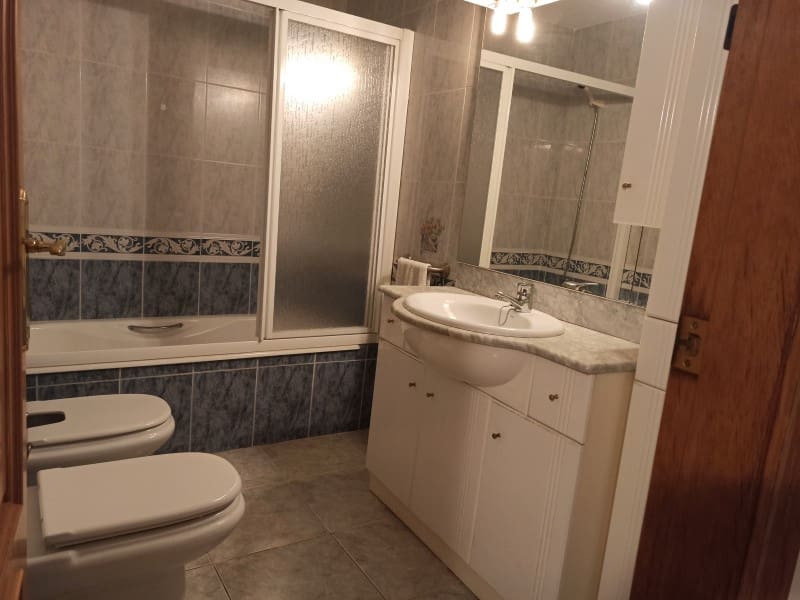 Chalet de 3 habitaciones en Lloret de Mar en venta con garaje - 589.999 € (Ref: 6676677)