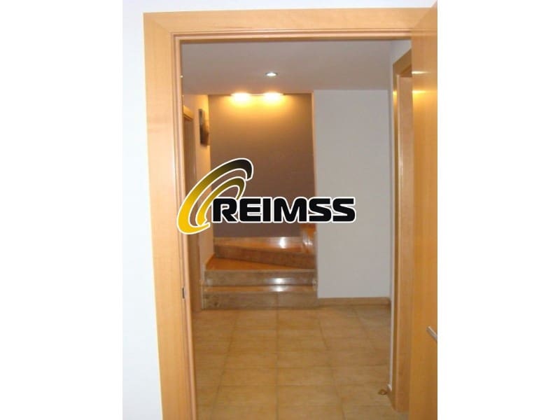 4 soveværelse Villa til salg i Lloret de Mar med garage - € 550.000 (Ref: 6676678)