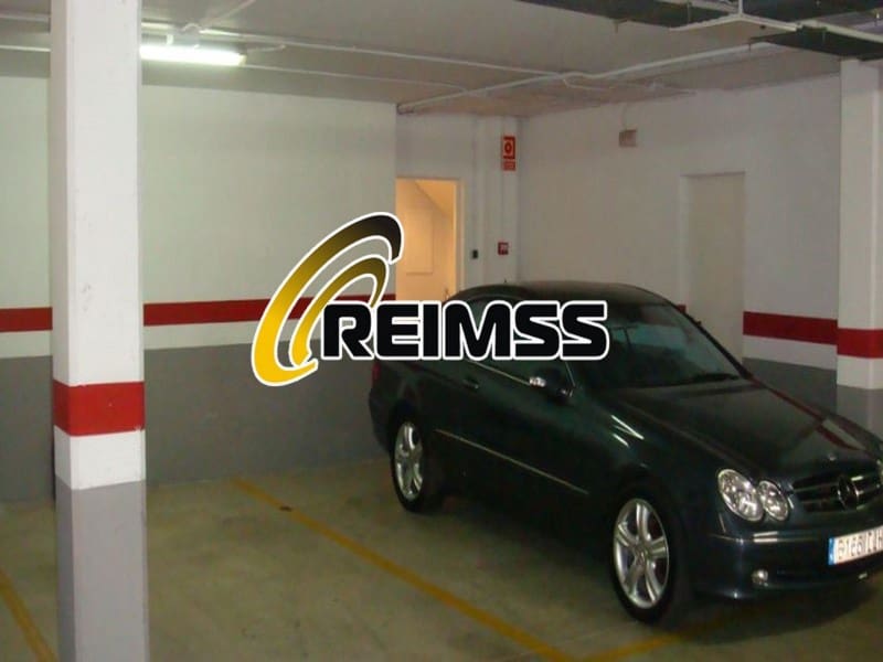 4 soveværelse Villa til salg i Lloret de Mar med garage - € 550.000 (Ref: 6676678)