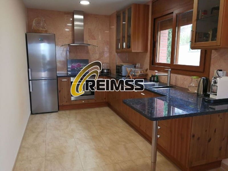 4 makuuhuone Huvila myytävänä paikassa Castell-Platja d'Aro mukana uima-altaan 
autotalli - 1 120 000 € (Ref: 6769731)