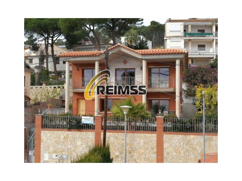 4 makuuhuone Huvila myytävänä paikassa Castell-Platja d'Aro mukana uima-altaan 
autotalli - 1 120 000 € (Ref: 6769731)