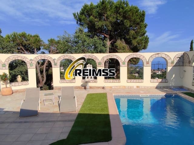 6 soveværelse Villa til salg i Serra Brava, Lloret de Mar med garage - € 449.000 (Ref: 7241137)