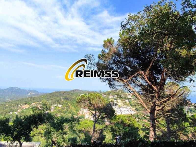 6 sypialnia Willa na sprzedaż w Lloret de Mar z garażem - 449 000 € (Ref: 7241137)