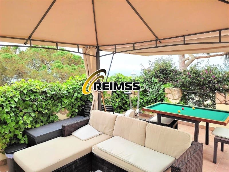 6 sypialnia Willa na sprzedaż w Lloret de Mar z garażem - 449 000 € (Ref: 7241137)