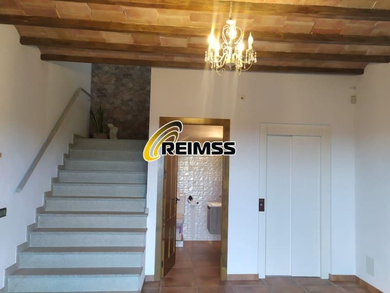 4 soveværelse Villa til salg i Cassa de la Selva - € 757.000 (Ref: 7502331)